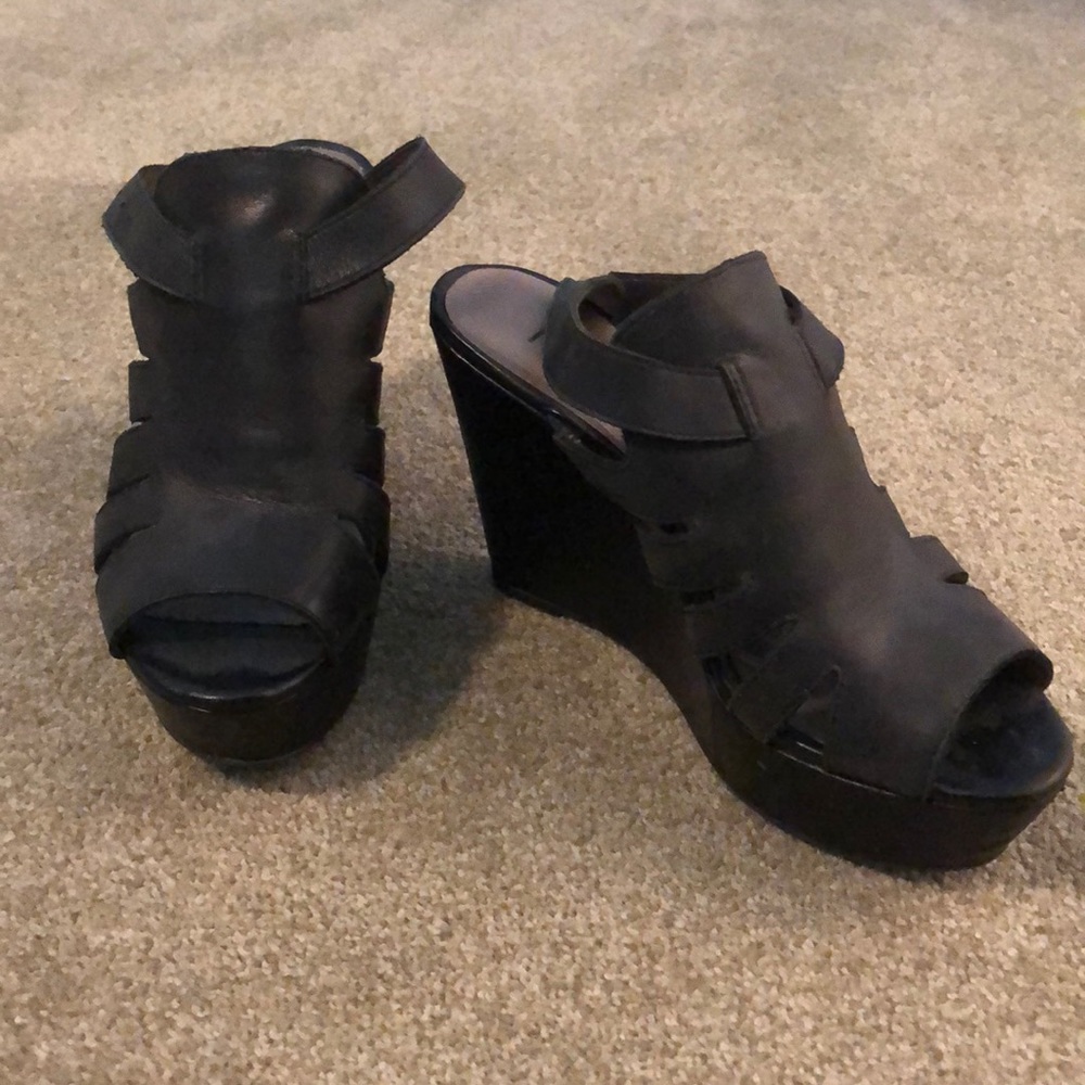 Moda Wedges